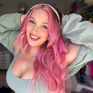 Meet your Posher, Candace